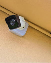 Hikvision Mini Bullet Camera Wall